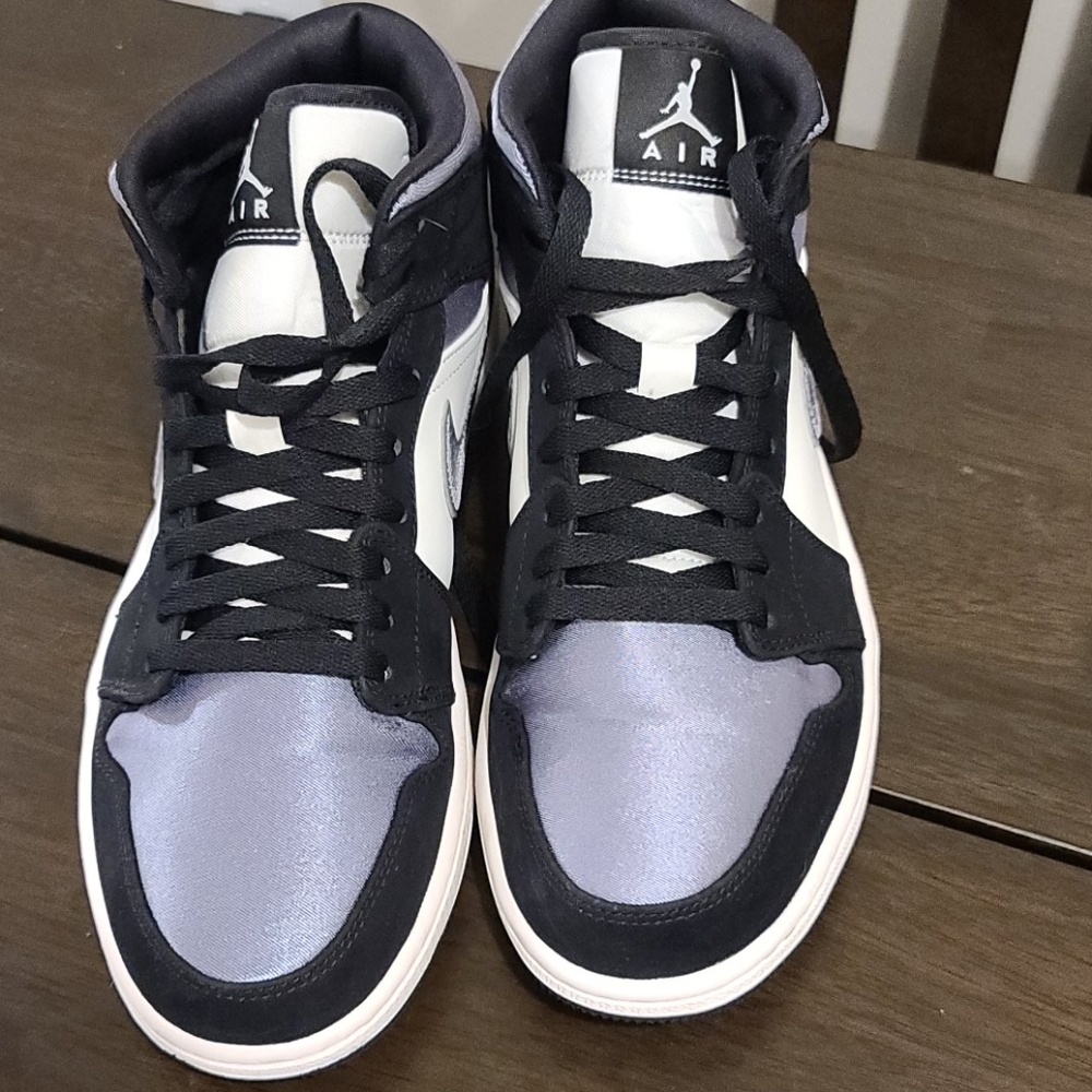 Jordan 1